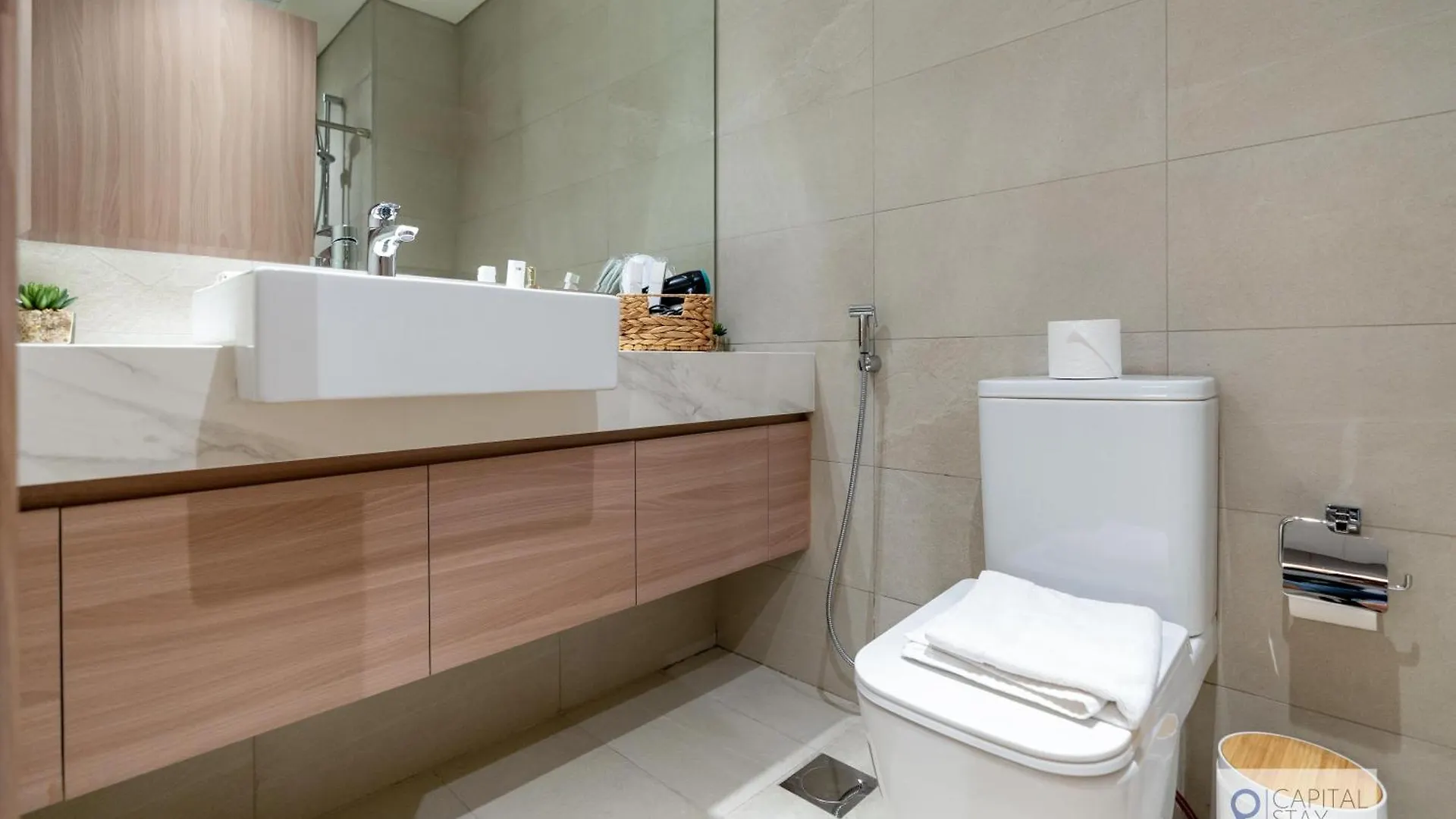 Cozy Apartments In Azizi Riviera Dubai