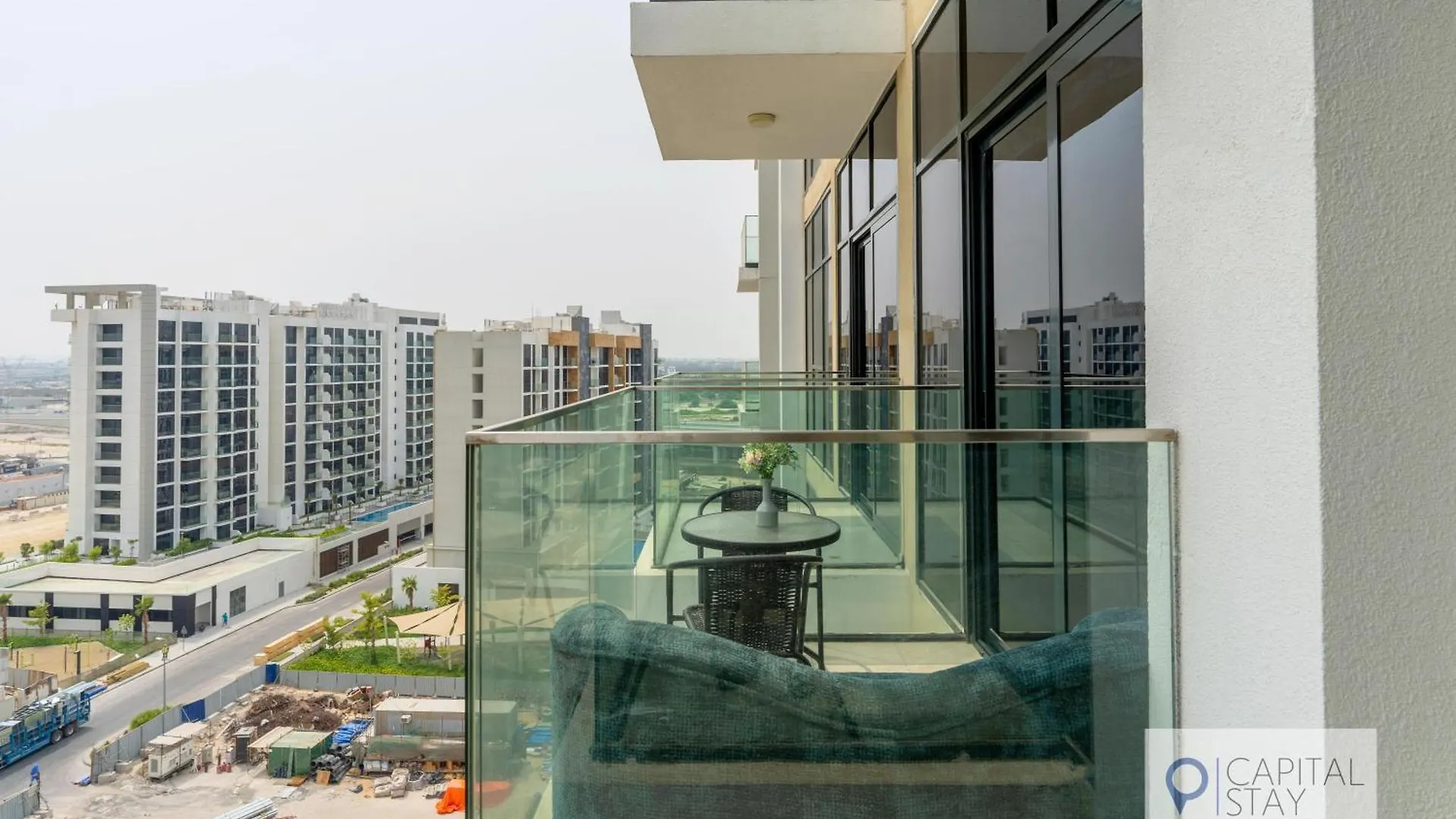 Cozy Apartments In Azizi Riviera Dubaj