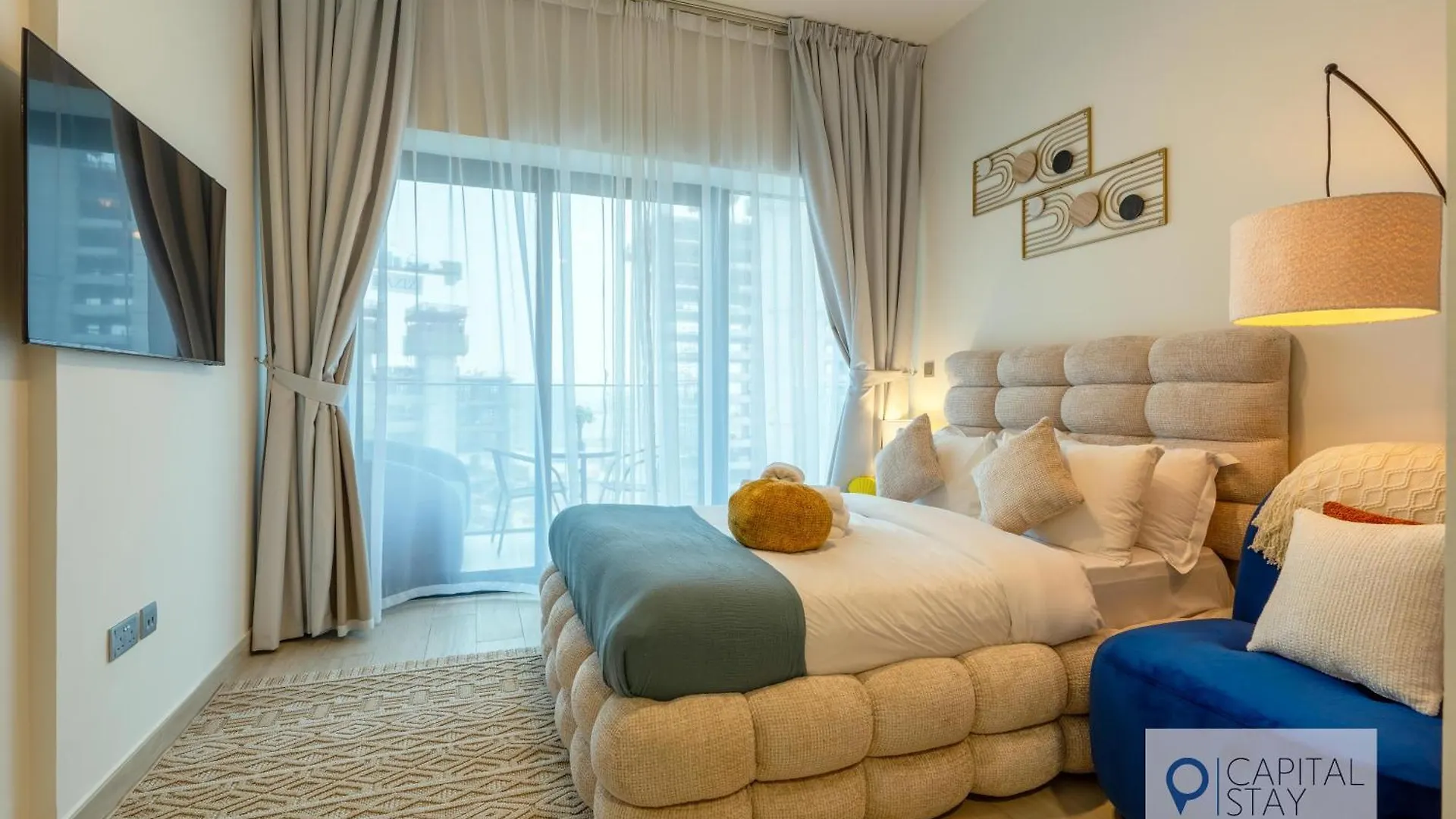 Cozy Apartments In Azizi Riviera Dubaj